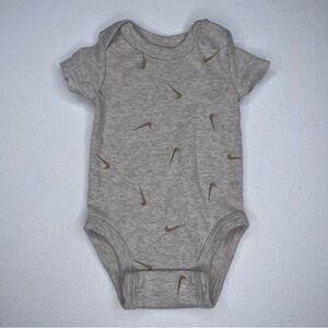 Nike Baby Essentials Onesie Newborn 50-56cm